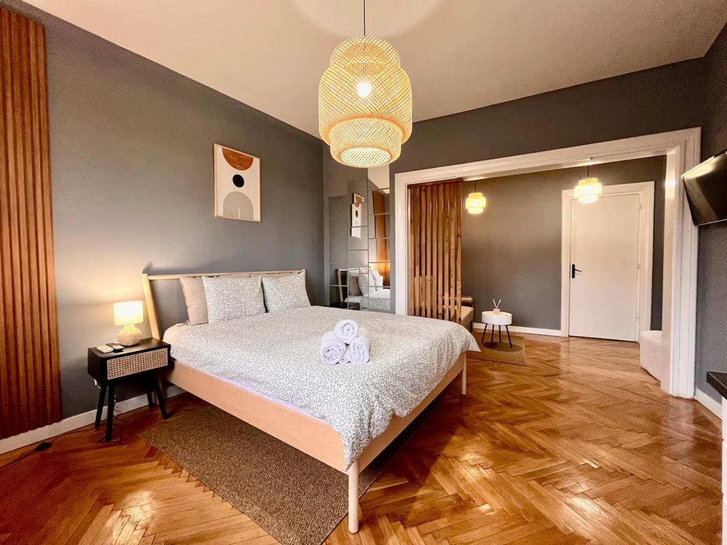 Woodie With Premium Comfort By Piata Unirii Apartment